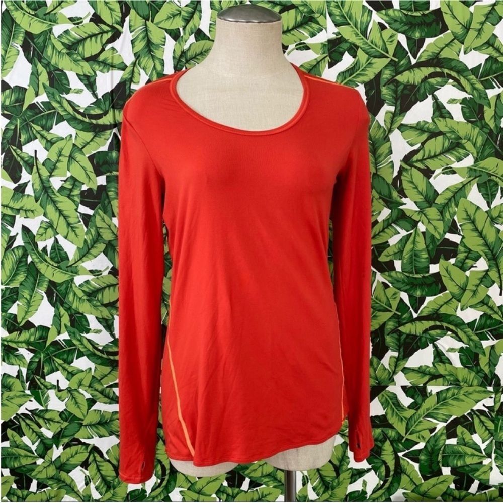 Athleta Taped Chi Long Sleeve Top 261